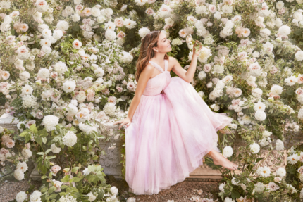Introducing Monique Lhuillier's new wedding collection for Paperless Post