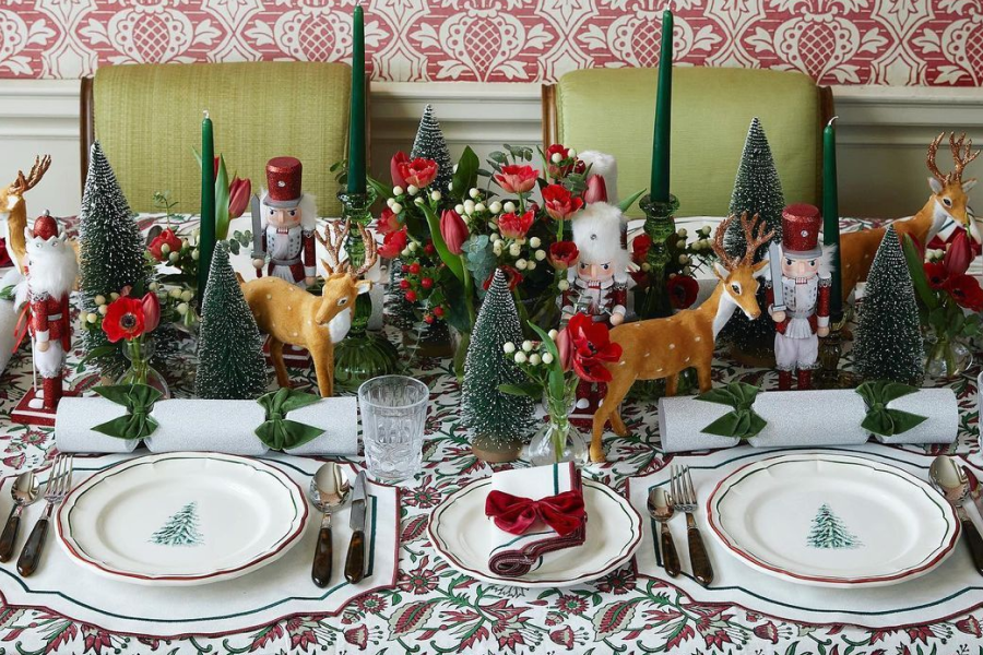 Christmas Dinner Party Decorations